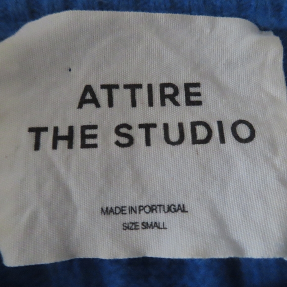 ATTIRE THE STUDIO Sweater Womens S Wool Crop Cableknit Chunky blue - Picture 4 of 5